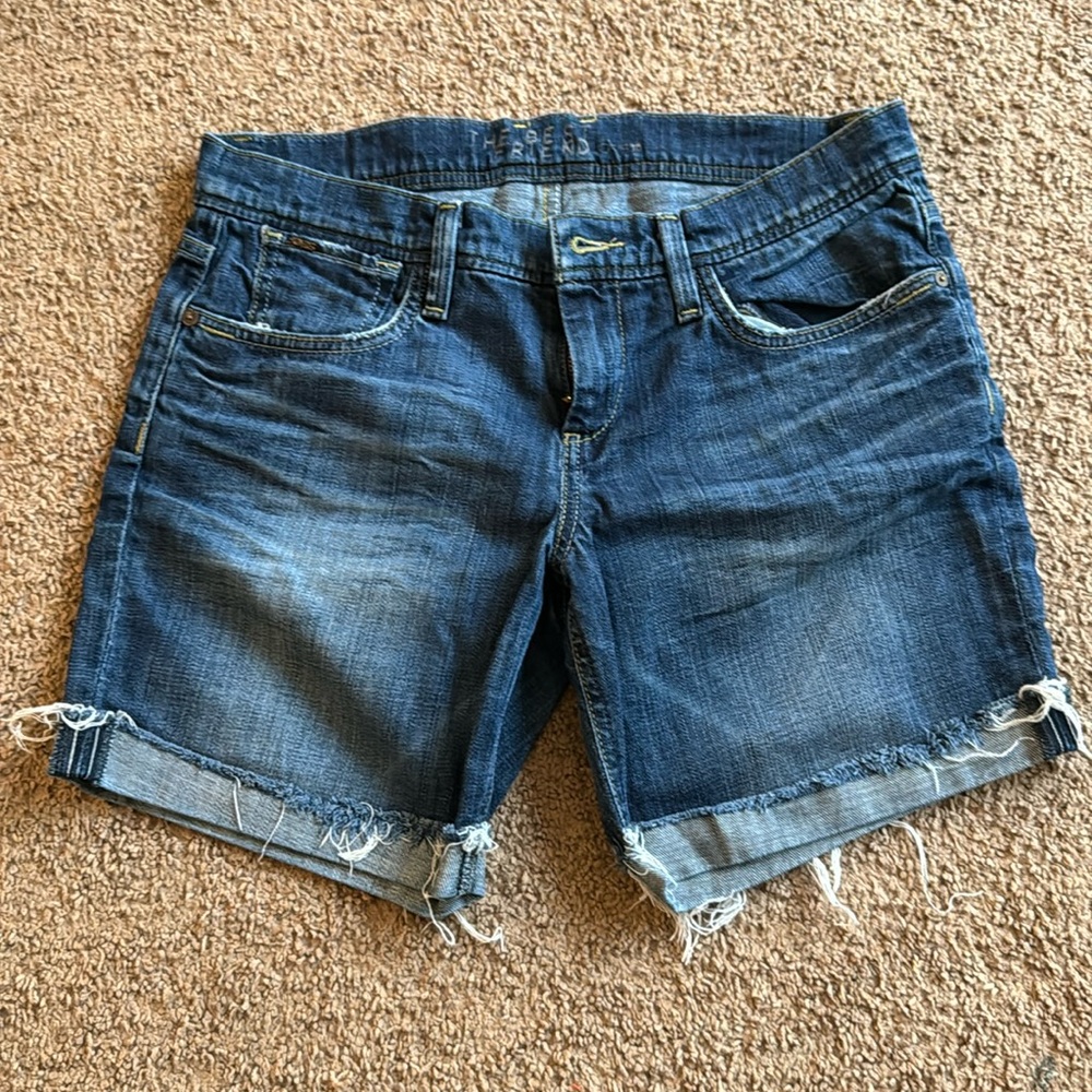 Joe’s Jeans The Best Friend cutoff shorts, size 26
